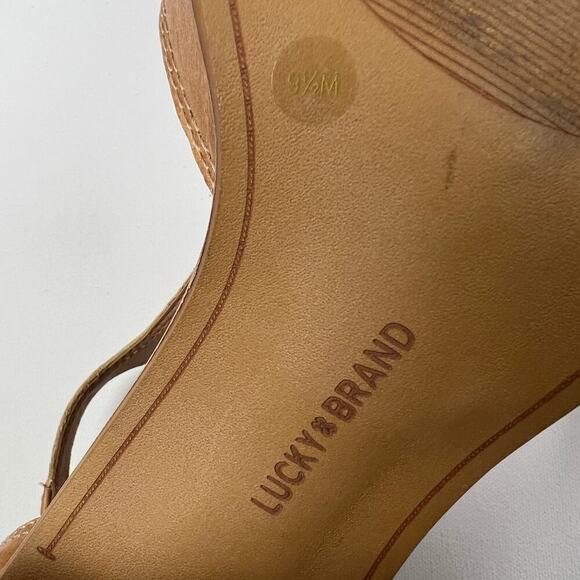 Women's Sabeni T-Strap Block-Heel City Sandals Tan Size 9.5 Runs Large (10-10.5) - Picture 13 of 13